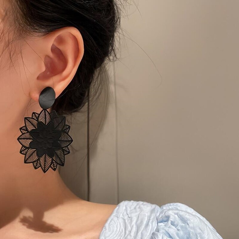 Big Black Flower Hanging Earrings For Women Exaggerated Rock Personality Cерьги Wedding Party Jewelry Valentine's Day Girl Gift
