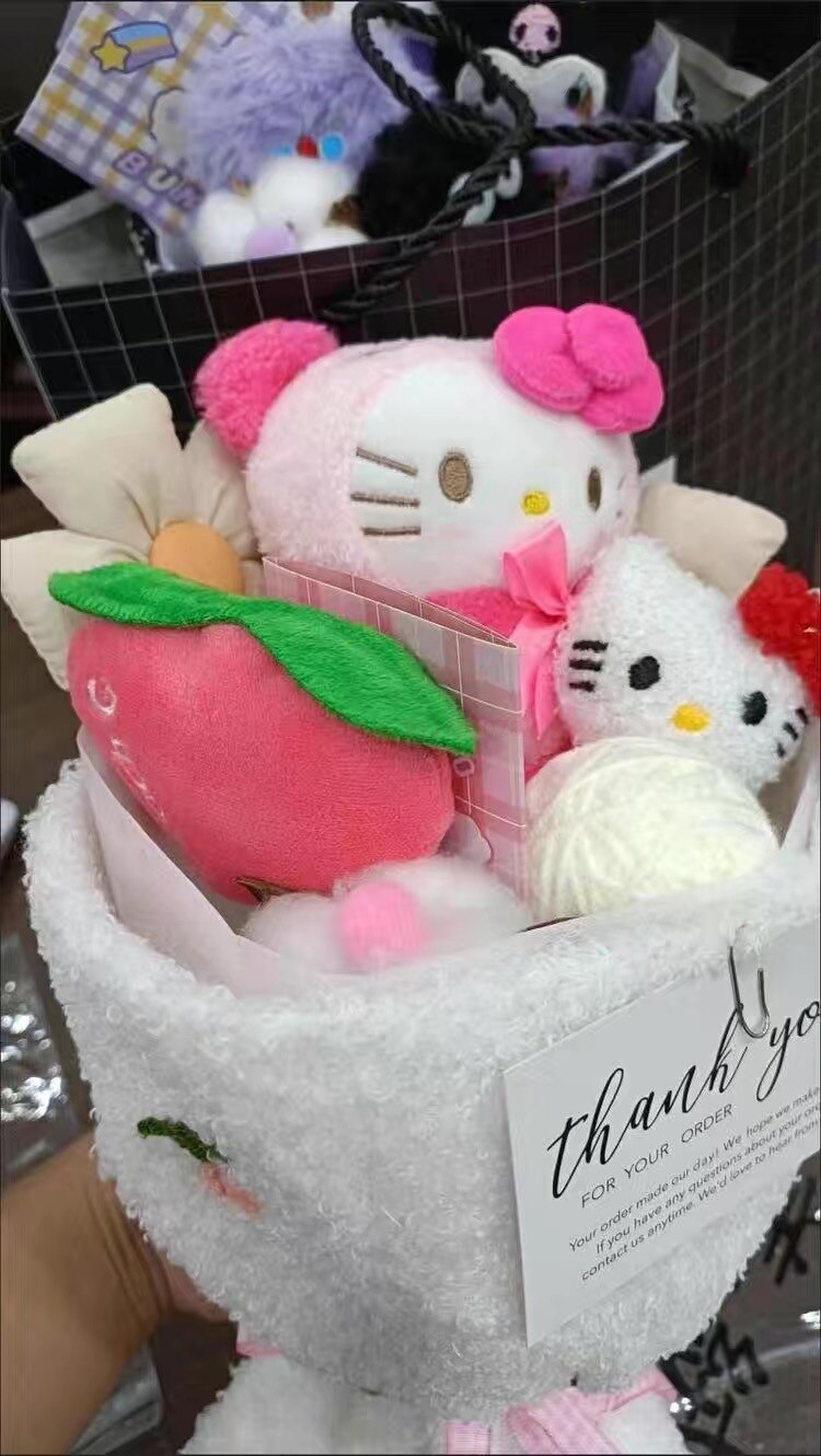 Sanrio Kuromi Cinnamoroll MyMelody Pompompurin Hello Kitty Kawaii Cartoon Doll Bouquet Anime Girl Cute Valentine's Birthday Gift