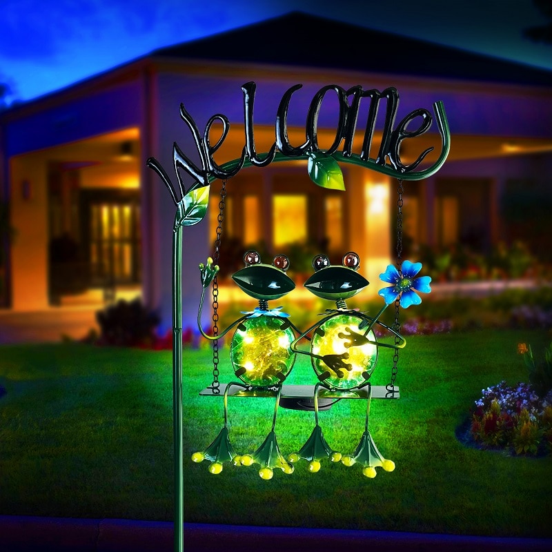 Outdoor Decor Solar Light Frog Swing Garden Decoration Frog Decorative Stake with Welcome Sign for Patio Landscape 