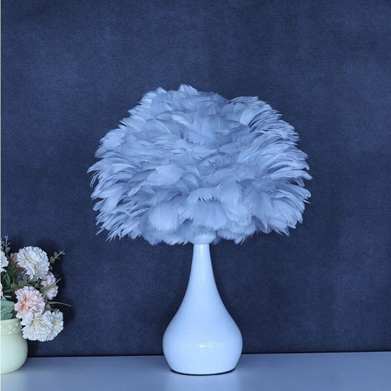Chic White Feather LED Table Lamp - Fashionable Modern Decor for Bedroom & Living Room 